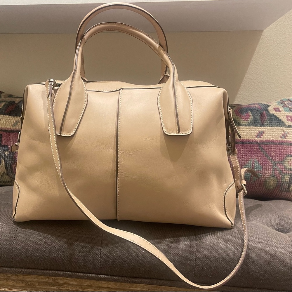 Tod’s Bauletto D Bag Light Beige